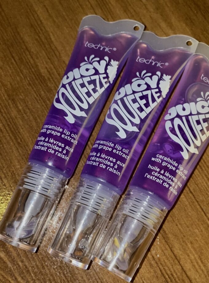 Technic Juicy Squeeze Lip Oil