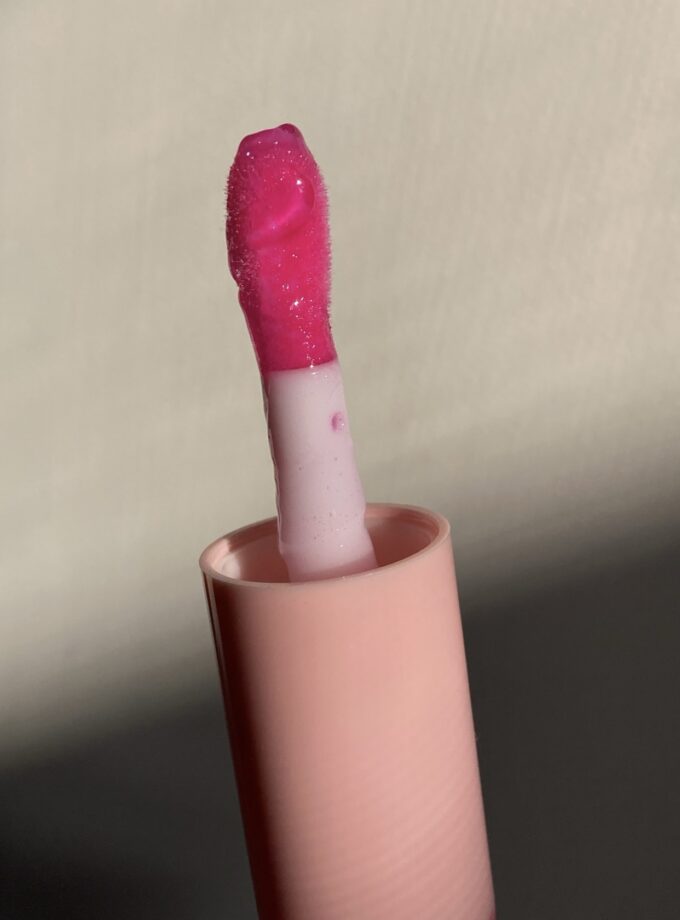 Color Changing Lip Gloss