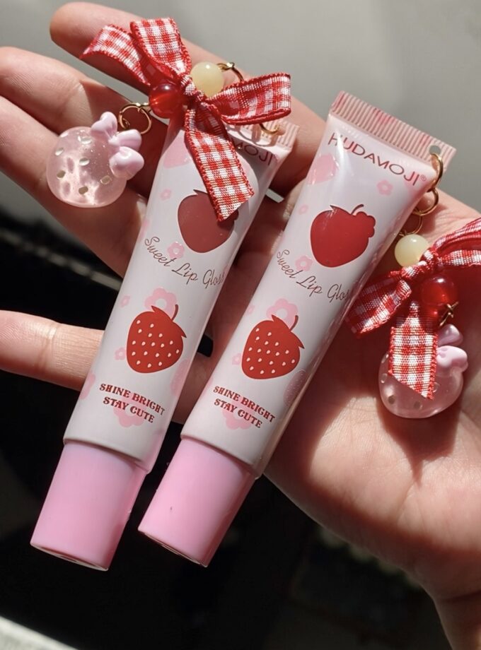 Strawberry Cottage Core Charm Lipgloss 🎀🍓🍰