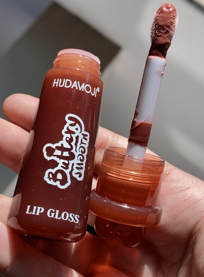 Buttery Smooth Tinted Lipgloss ♥️✨